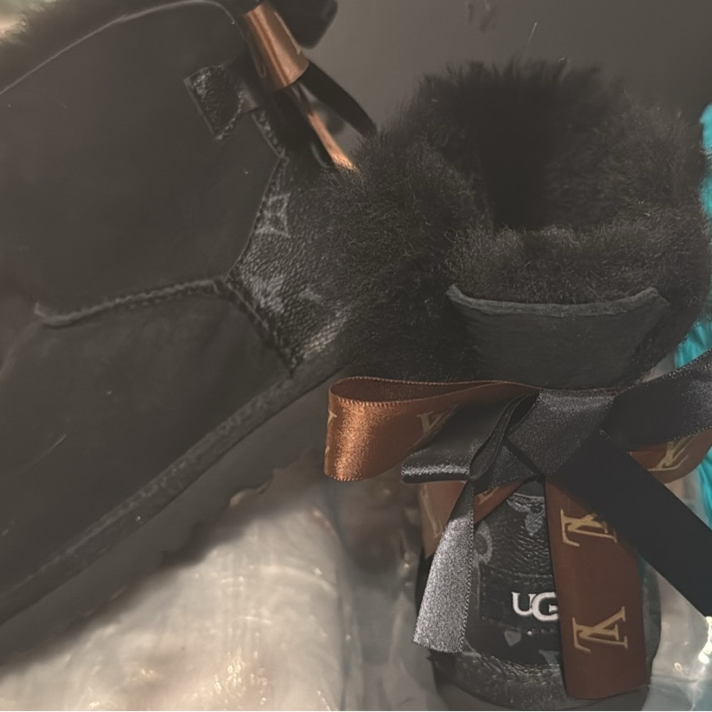 UGG Black Boots with Ribbon Detail